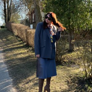 Melsvai pilkas sijonas "Švelnutis"