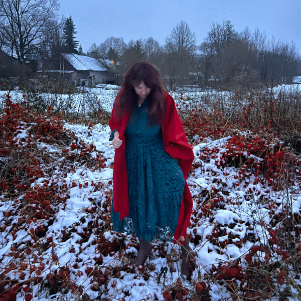 melsva neriniuota suknele