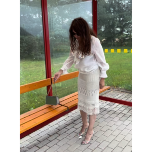 Megstas ilgas sijonas ir marškiniai